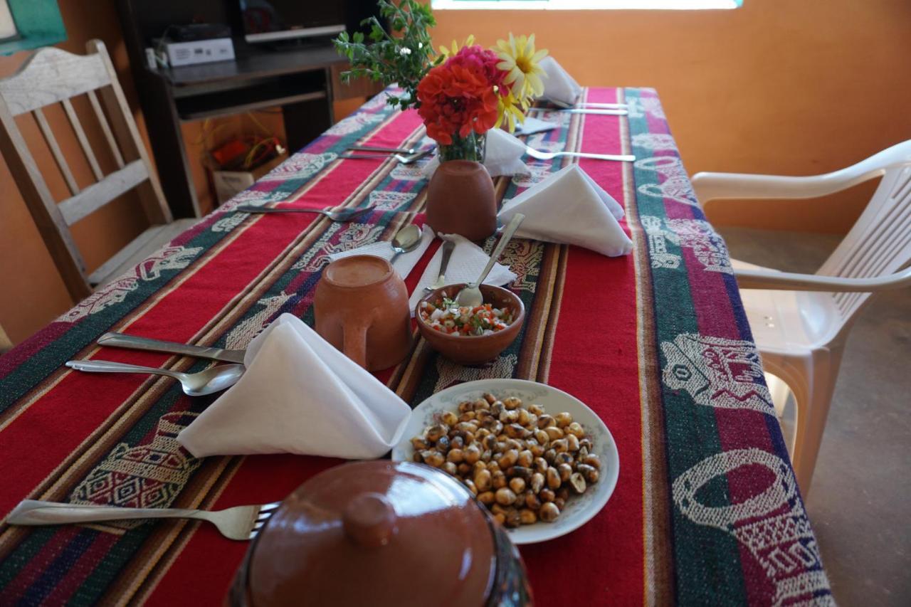 Tikawasi Homestay Comunidad Pueblo Isla Amantani Jose Luis Ocosuyo Buitenkant foto